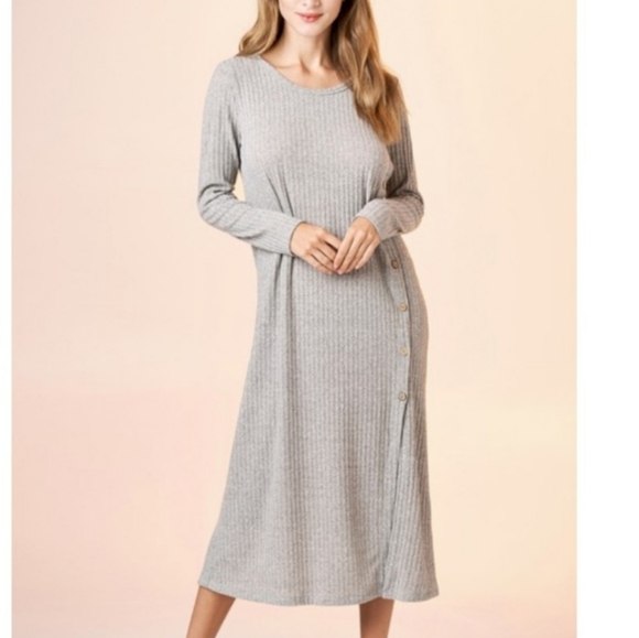 ODDY Maxi Sweater Dress - Picture 7 of 11